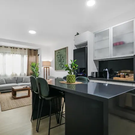 Canteras Modern 2br דירה *